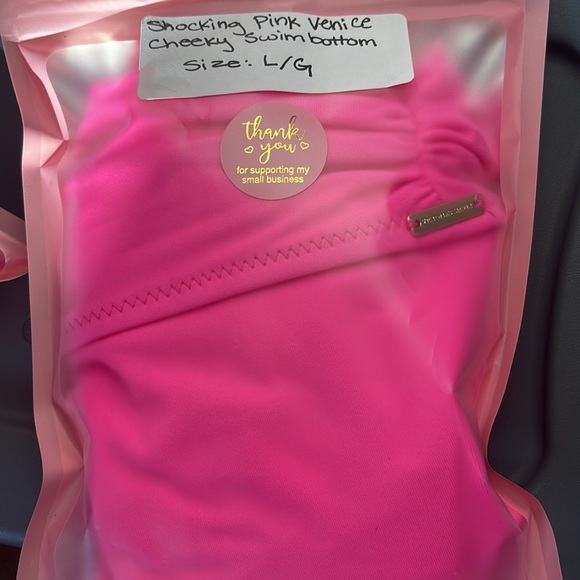 Victoria’s Secret shocking pink Venice cheeky swim bottoms size Large NWT - Picture 1 of 4